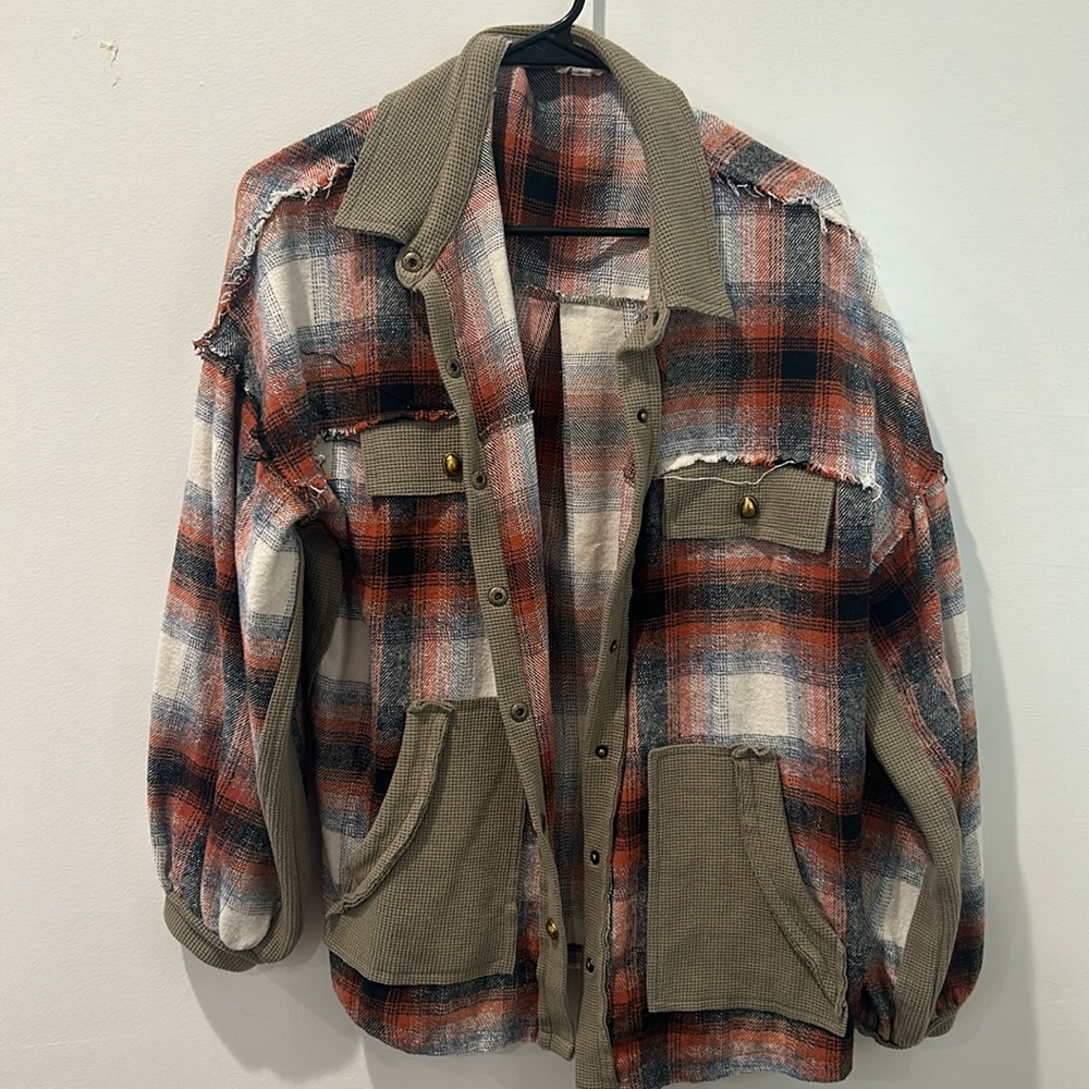 POL gold button shacket